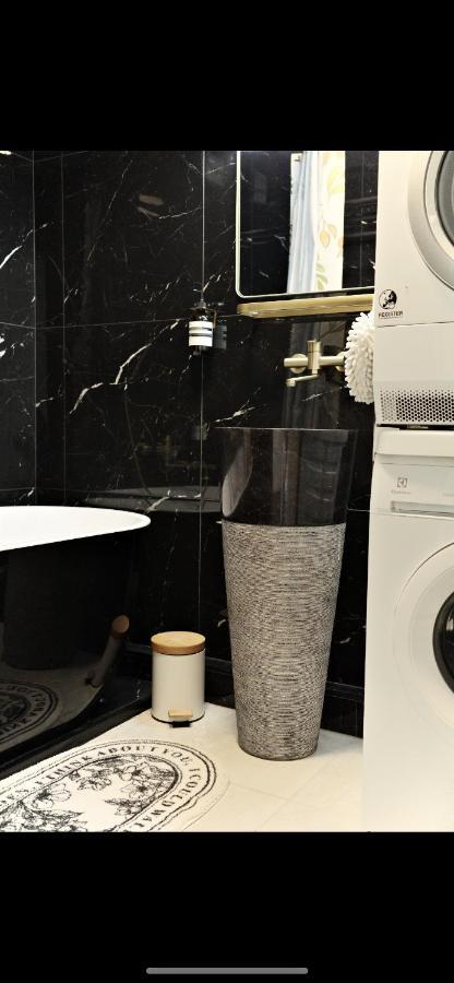 Rose Blossom Apartment In Paris Vanves Ngoại thất bức ảnh